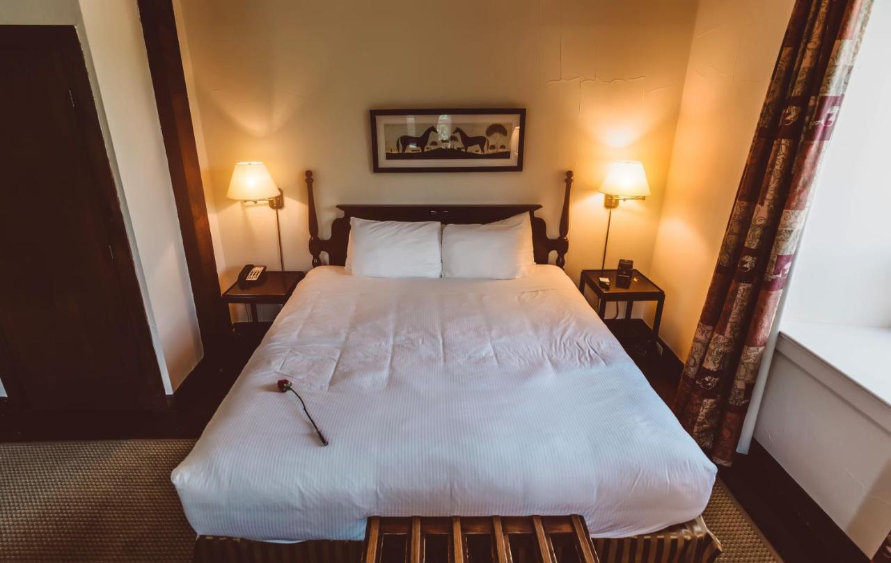 Millcroft Inn & Spa Village Of Alton Extérieur photo